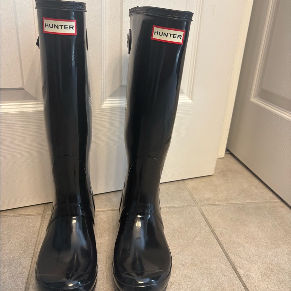 Hunter Glossy Black Rain Boots